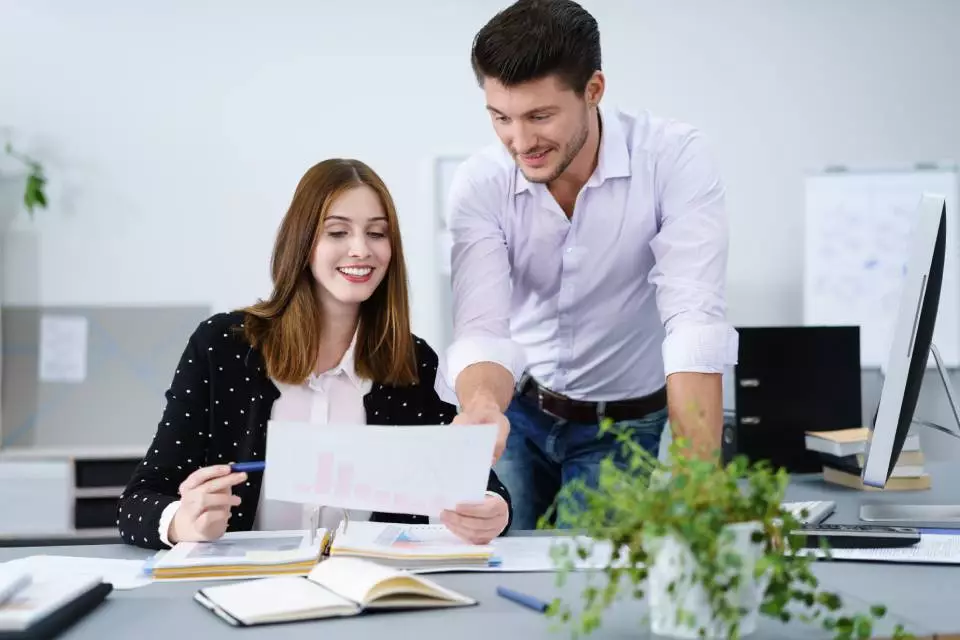 Guia Completo: Como Escolher o Melhor Plano para Empresas em Mesquita em 2025