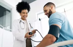 Vale a pena contratar um plano de saúde com coparticipação? Guia completo para decidir